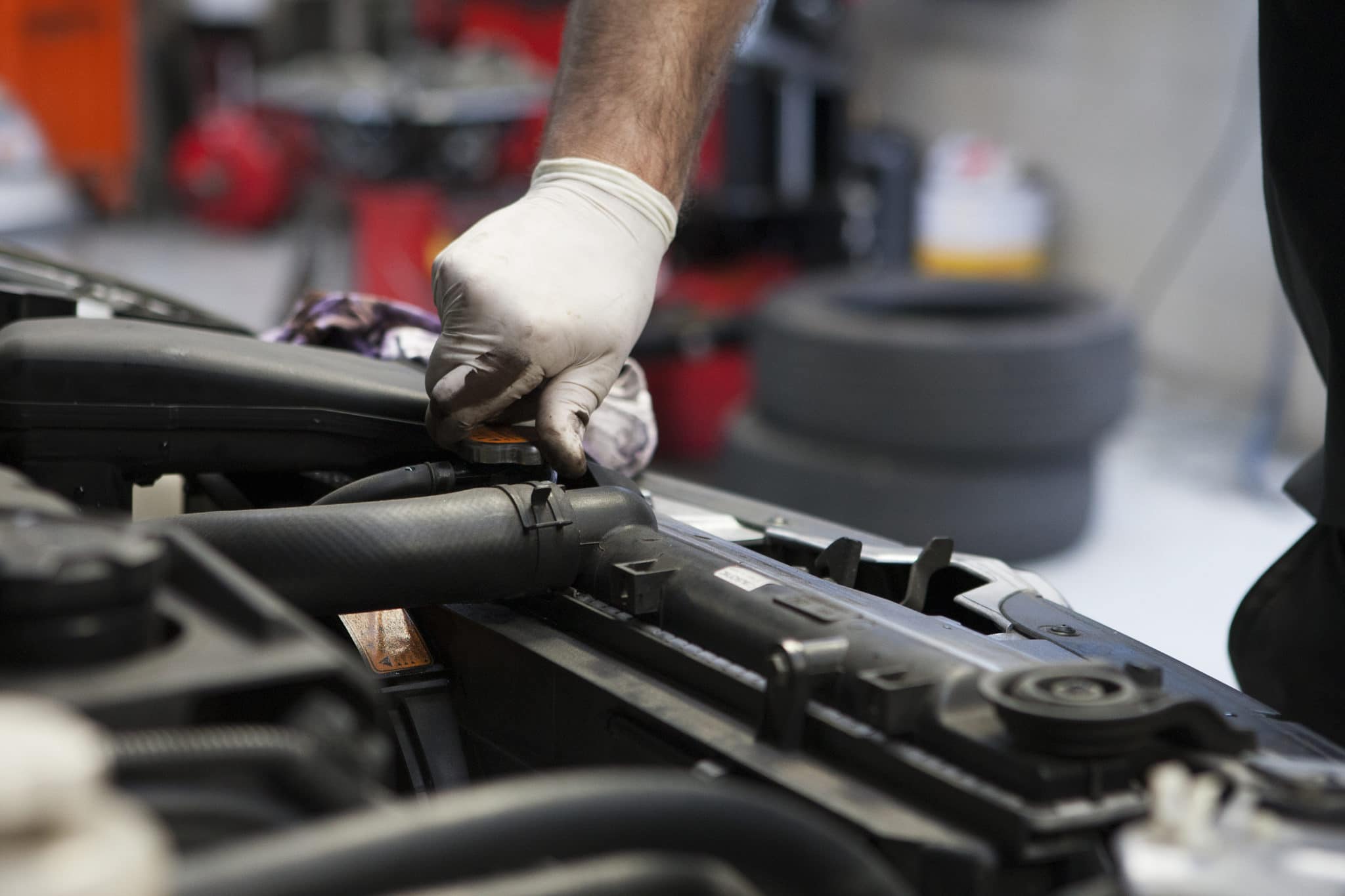 Check Oil Check and replace oil in my car