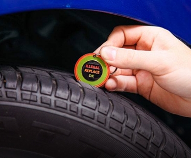 Check and replace car tyres